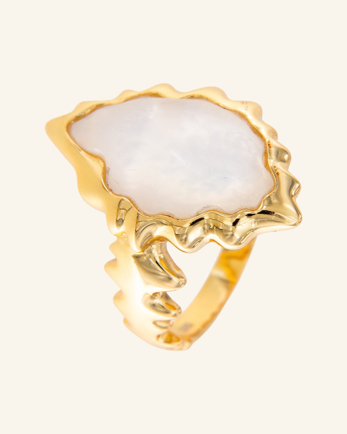 Borneo Mop White Ring
