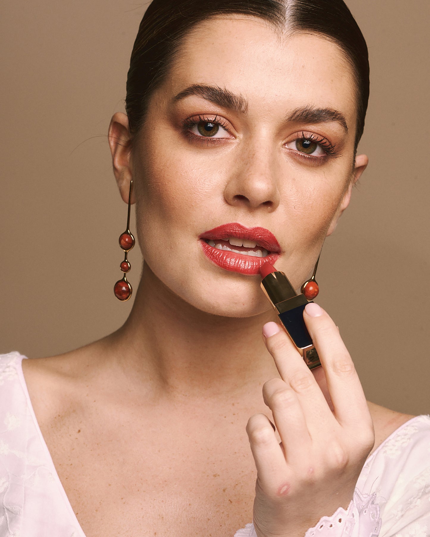 Pendientes Crisálida coral