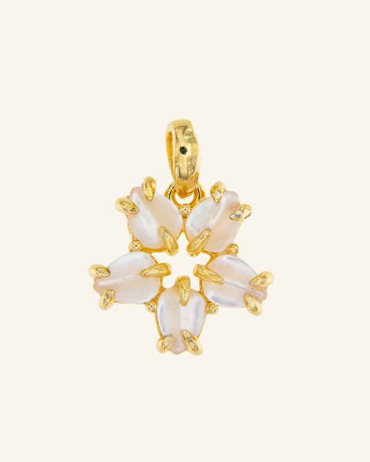 Jasmine pendant with white mother-of-pearl