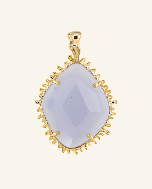 Borneo pendant with chalcedony