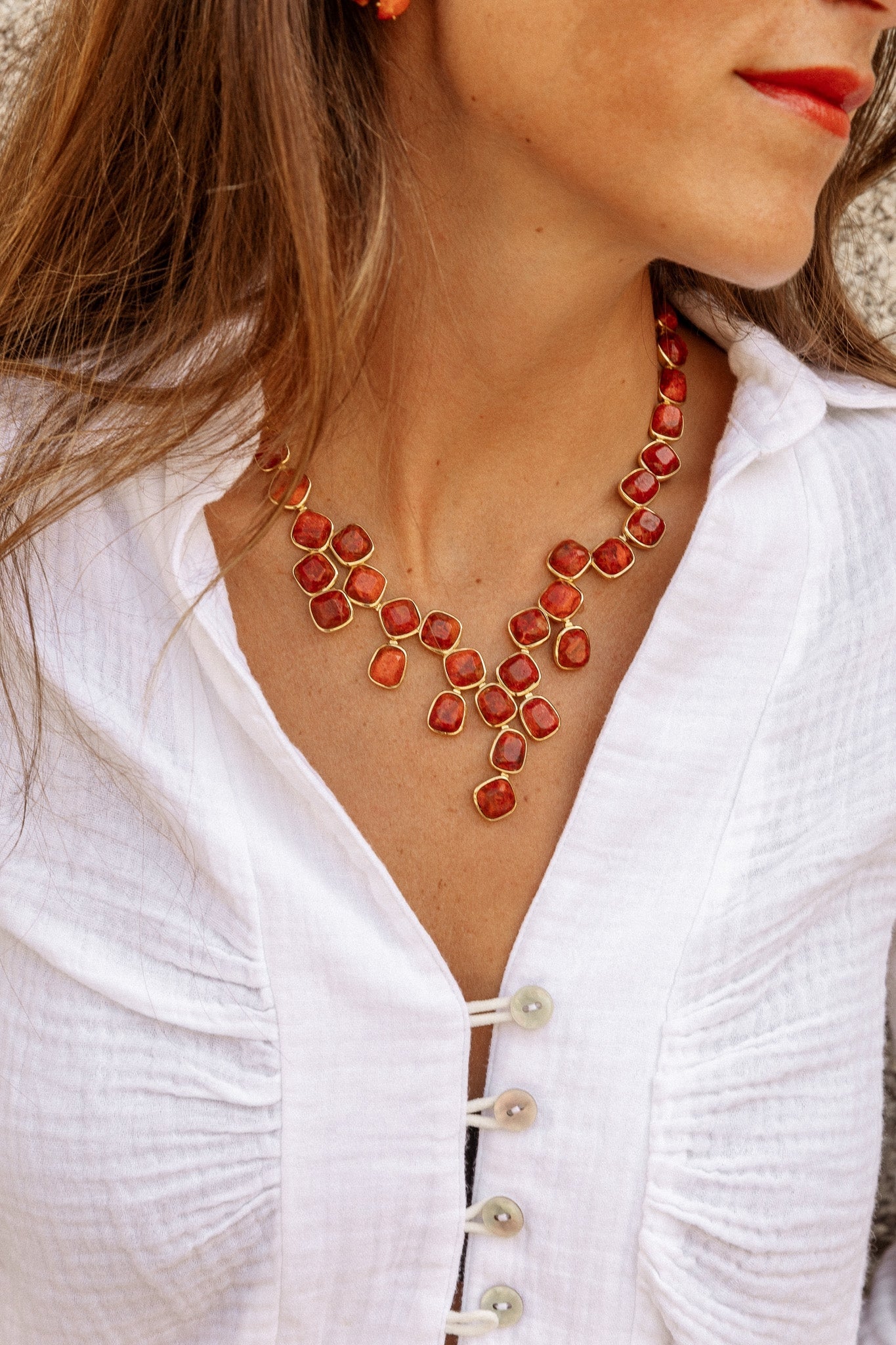 Collar Hydra Coral Rojo
