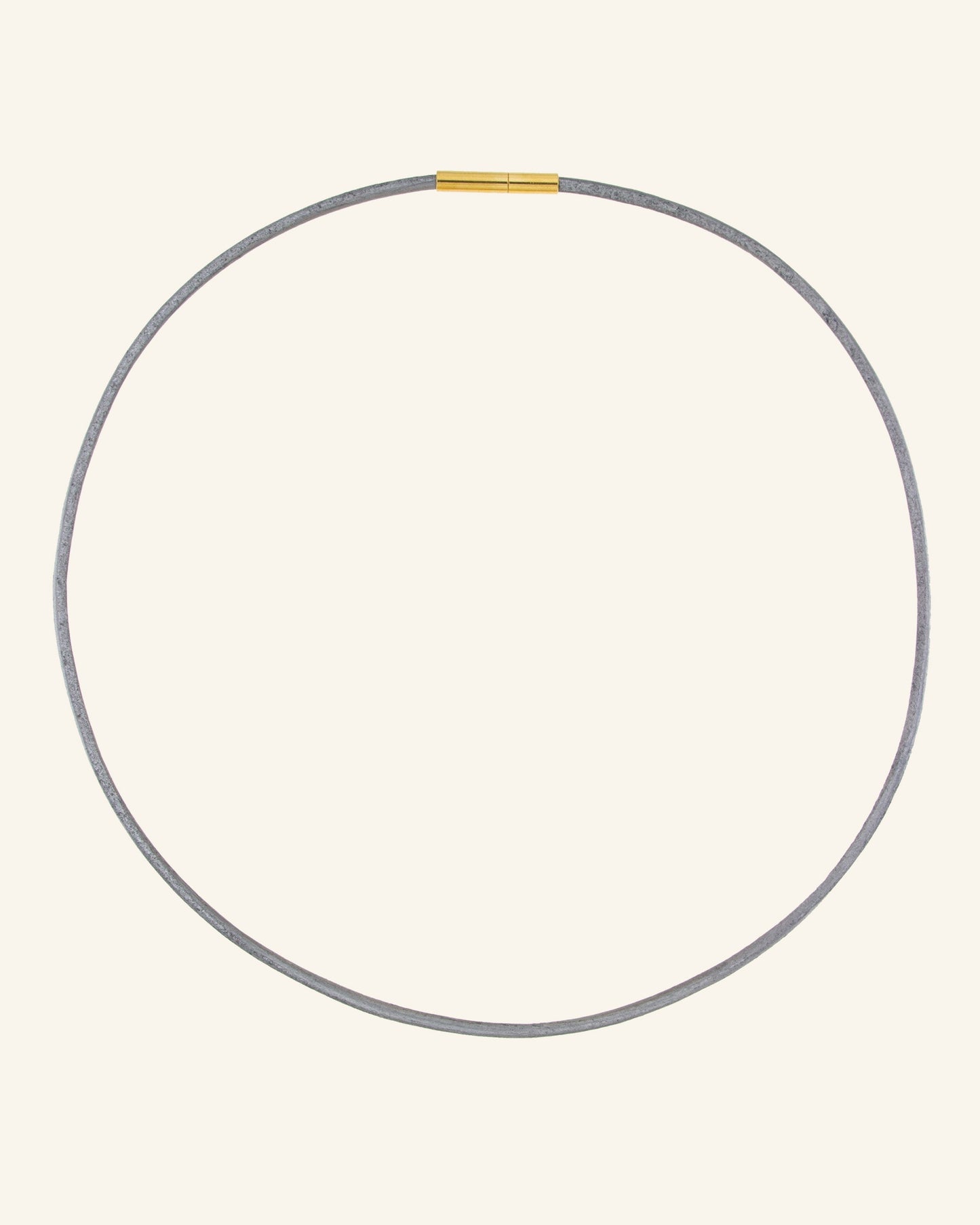 Cordón de Cuero Metálico 44cm