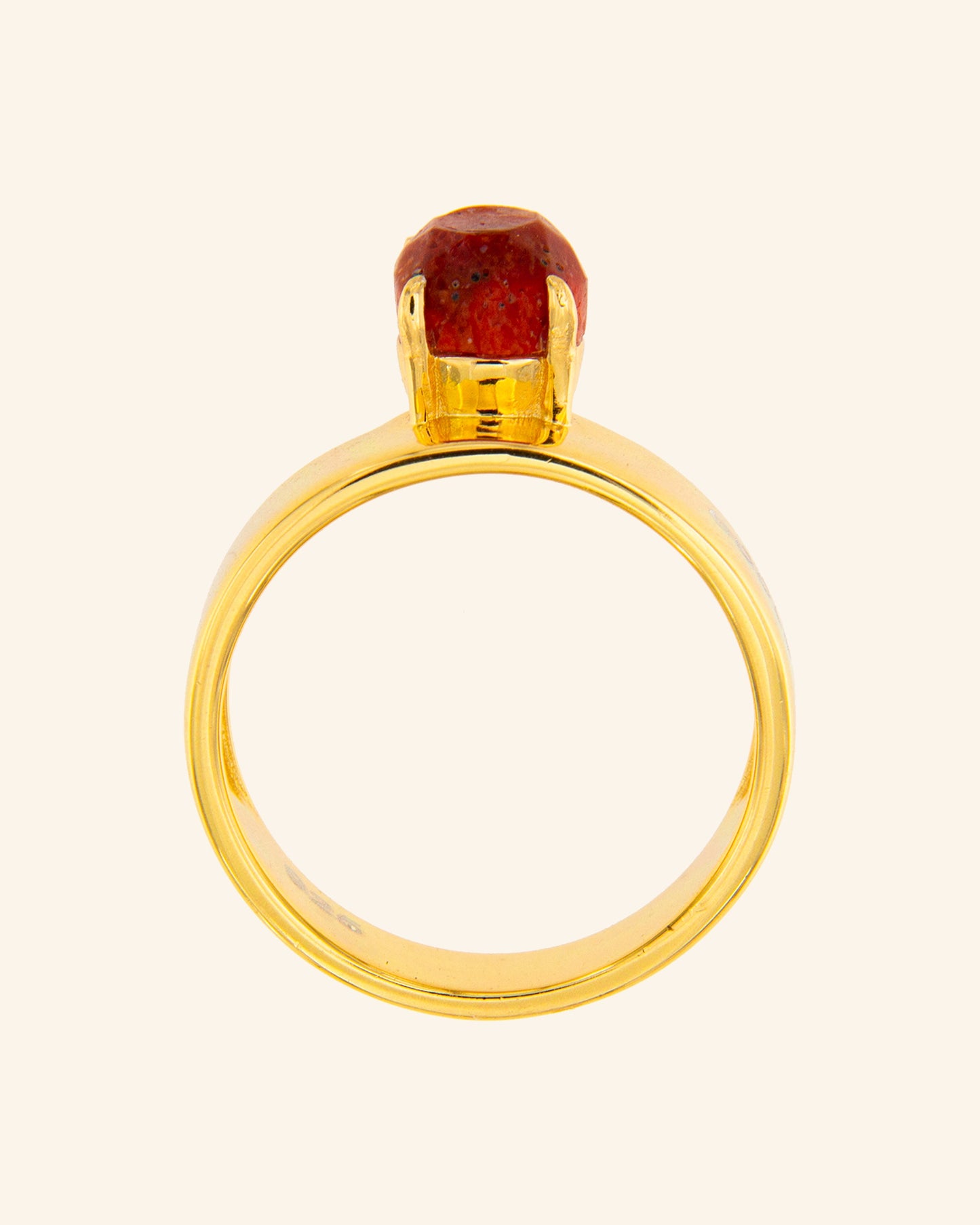 Anillo Gabo con Coral rojo