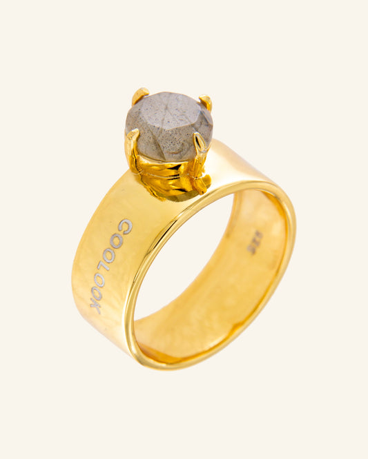 Gabo Ring with Labradorite 