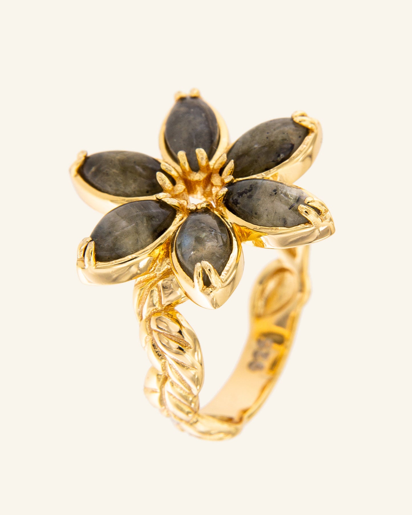 Anillo Jazmín con labradorita