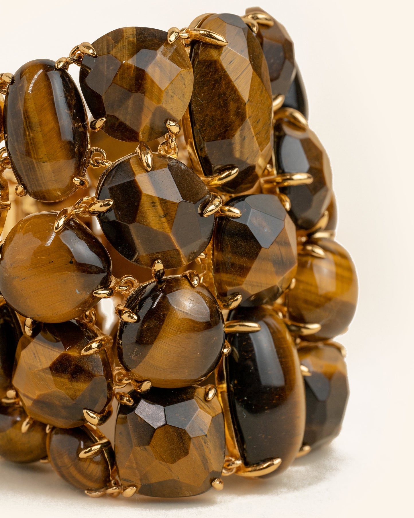 Liberis bracelet with tiger's eye
