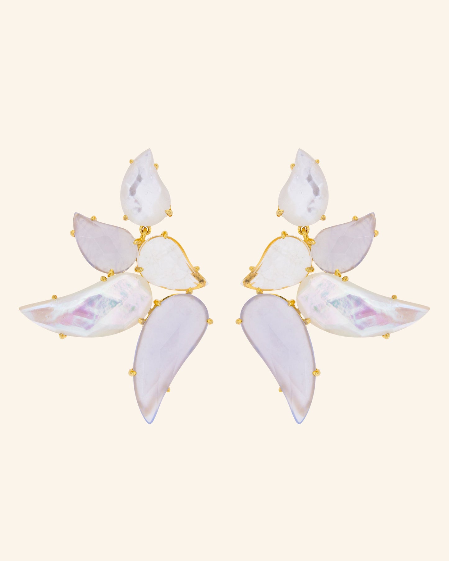 Anemone earrings with chalcedony and quartz
