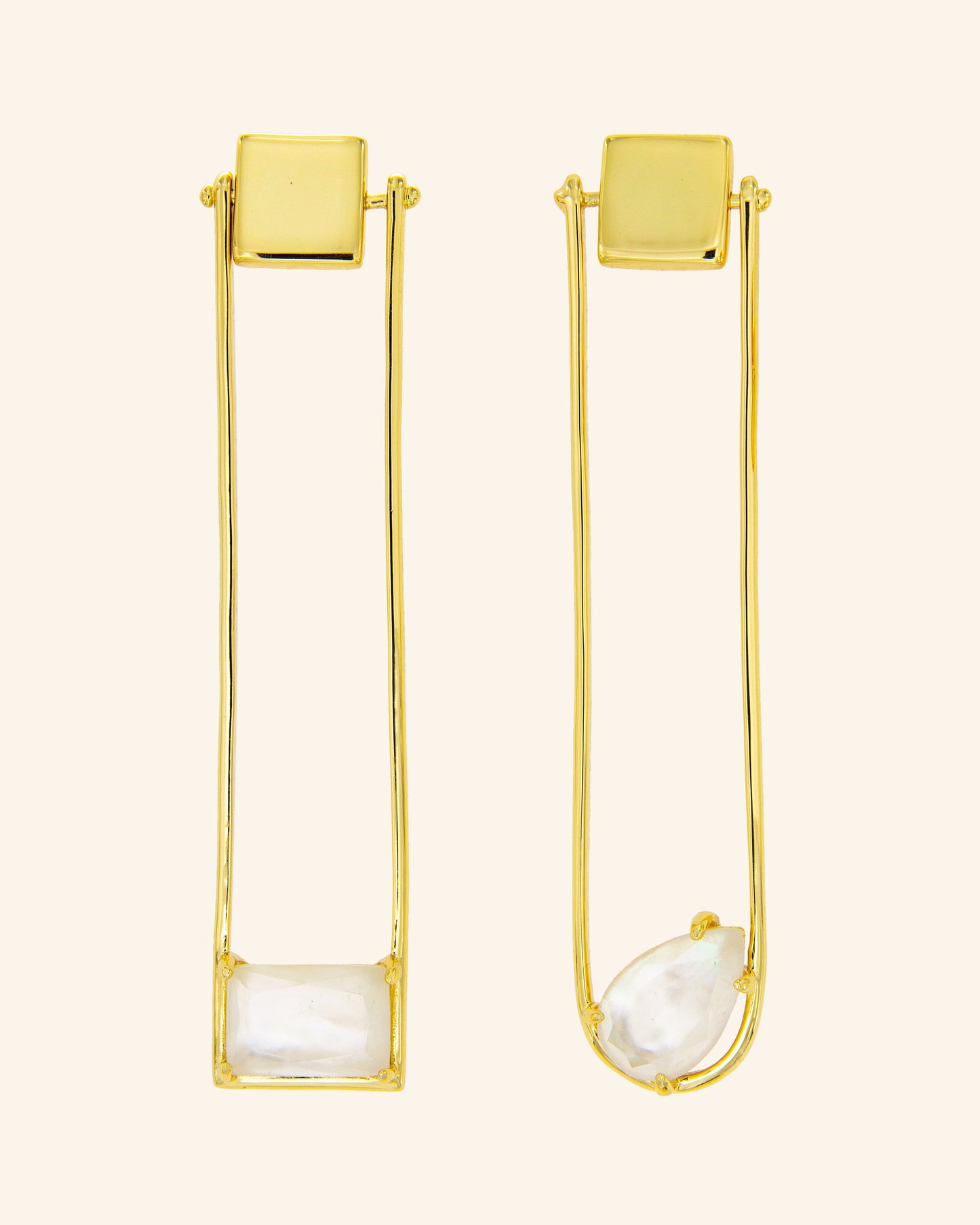 Pendientes Pigmalión madreperla blanca