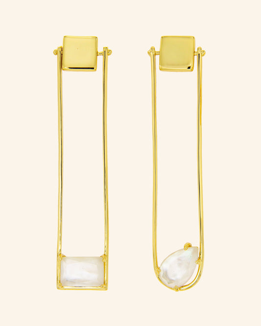 Pendientes Pigmalión madreperla blanca