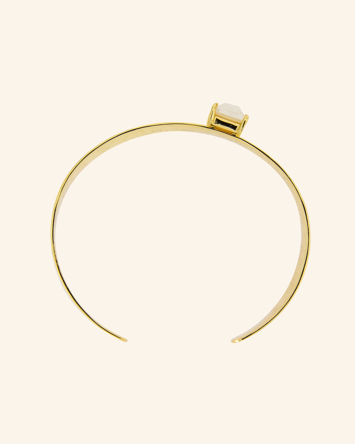 Gabo Bracelet with White Mother of Pearl