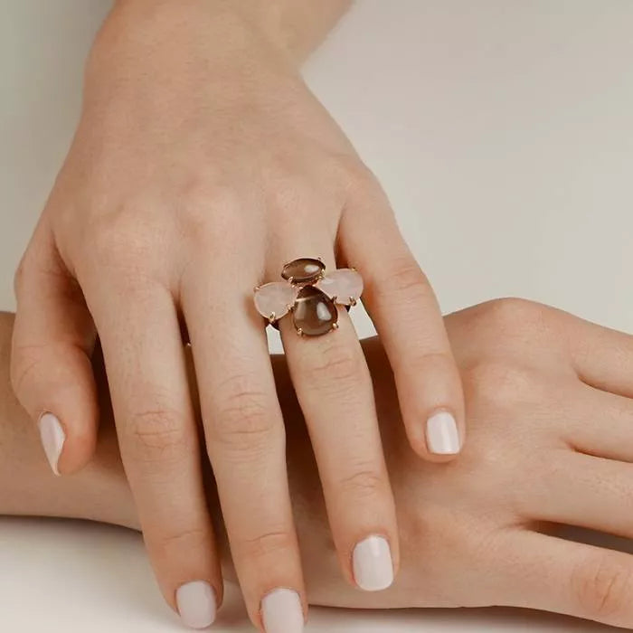 Anillo Bee con cuarzo rosa y cuarzo fumé