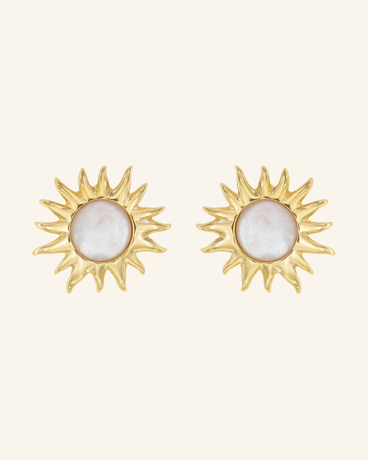 Pendientes Sol Fascinante Madreperla Blanca