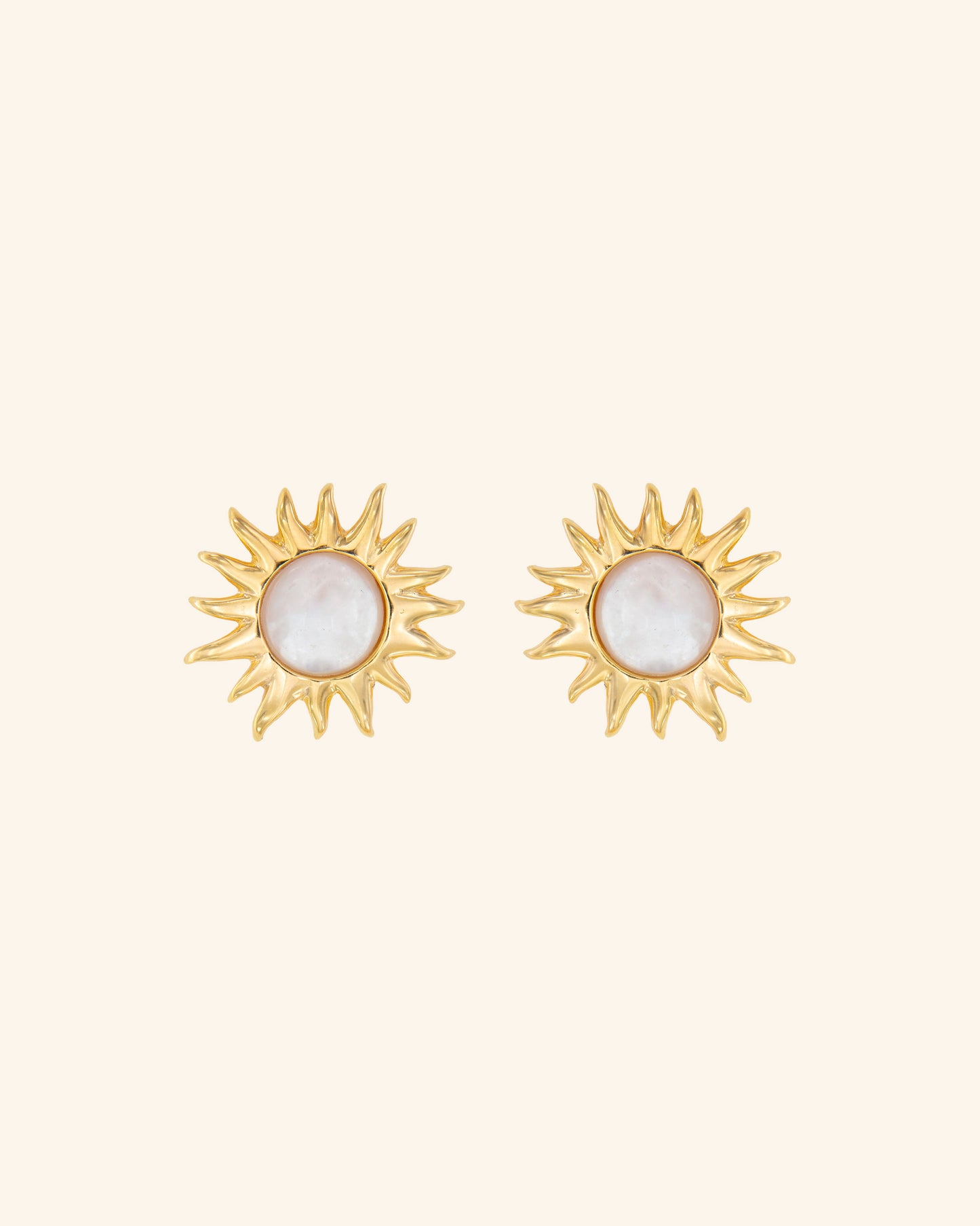 Pendientes Sol Fascinante Madreperla Blanca