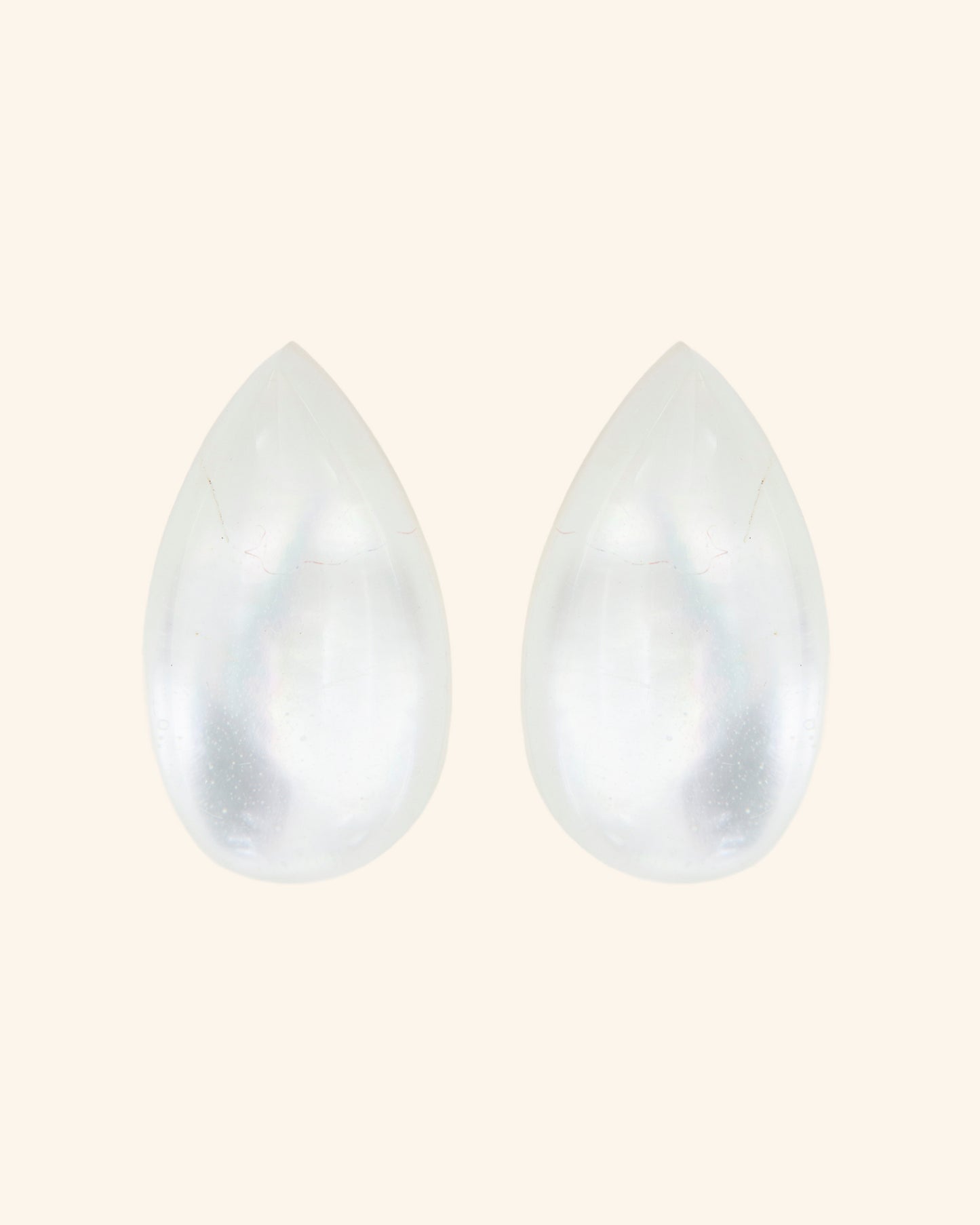 Pendientes Celine Madreperla Blanca