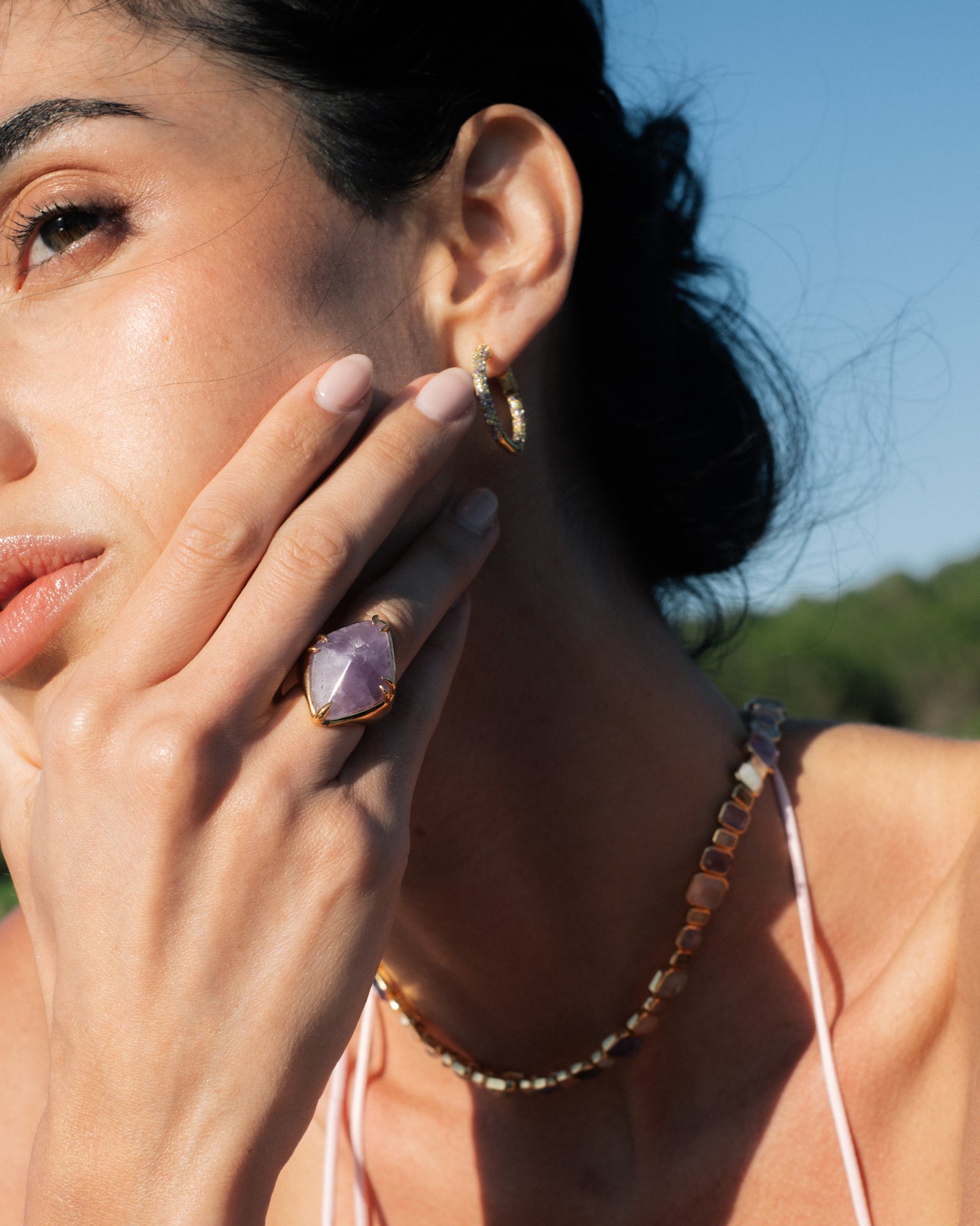 Igloo ring with amethyst