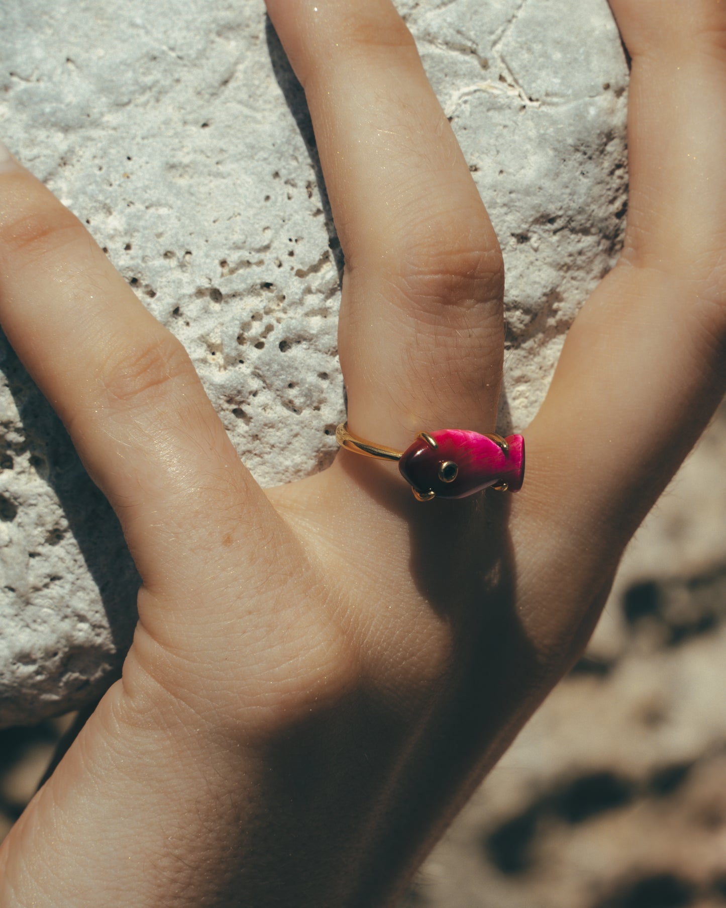 Anillo Marea Ojo de Tigre Frambuesa