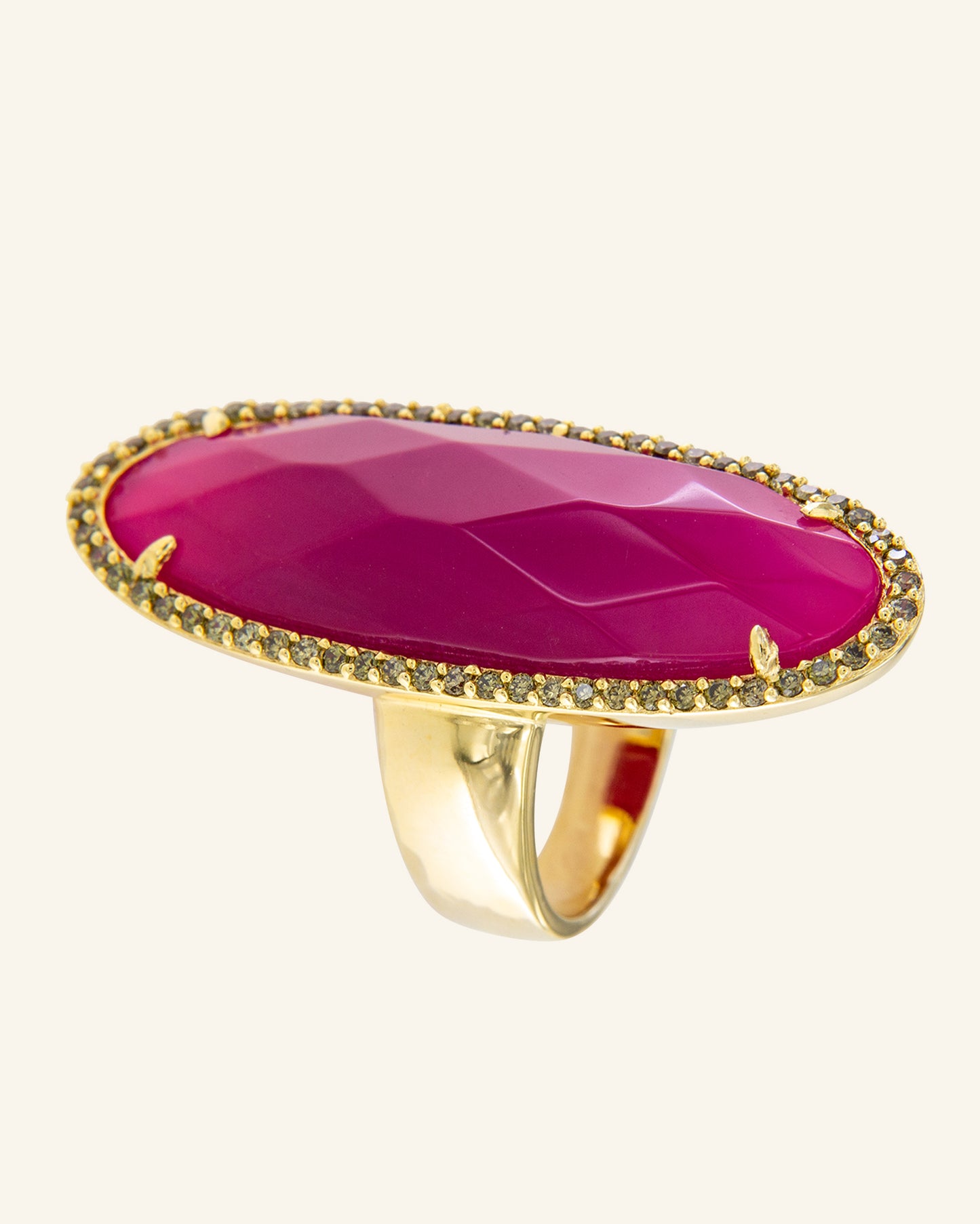 Indian ring with agate and zircons