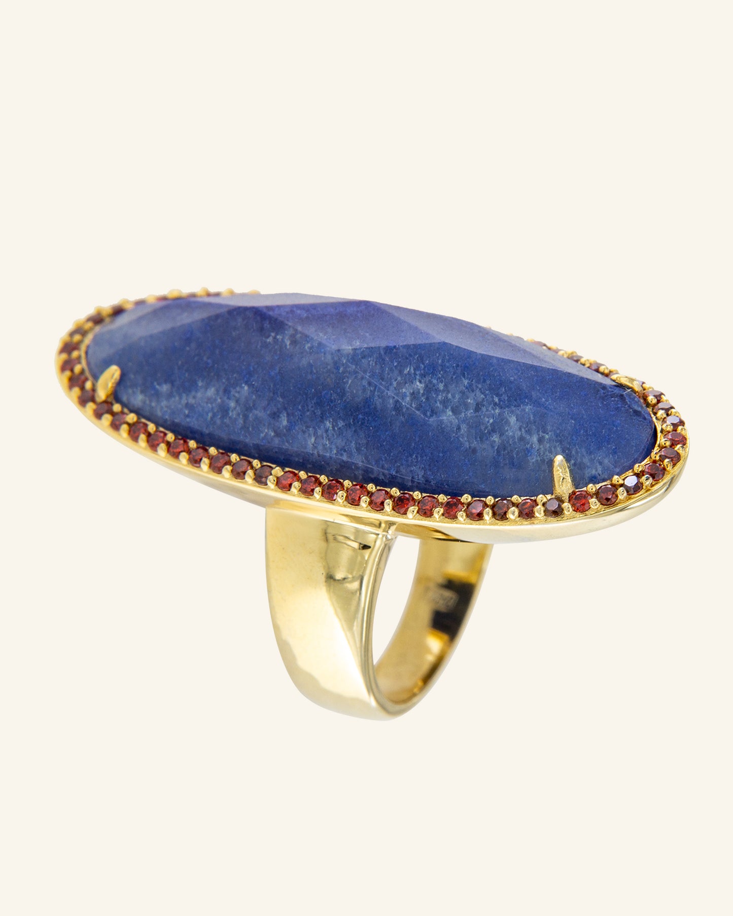 Indian ring with blue quartz and zircons