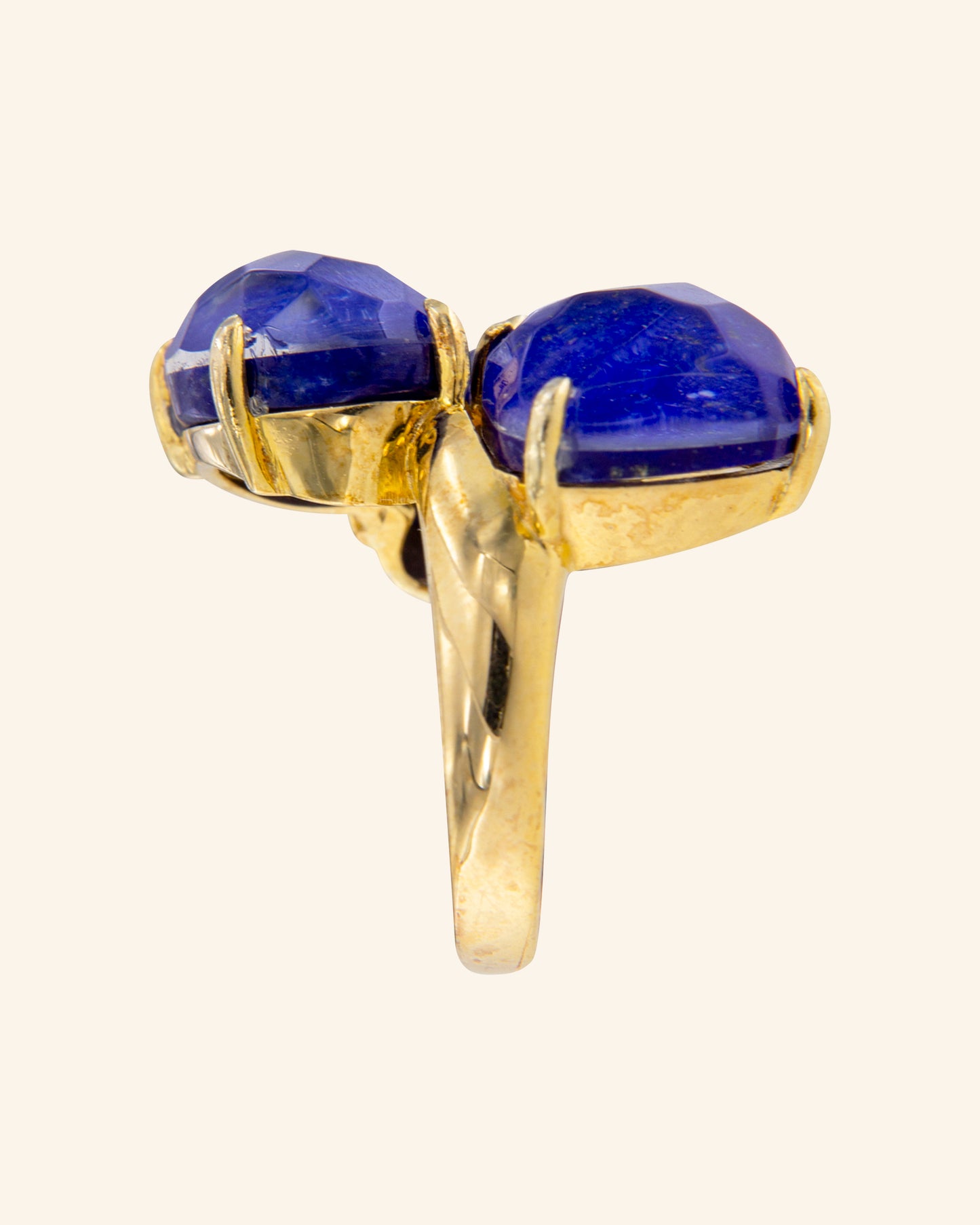 Kraz ring with lapis lazuli