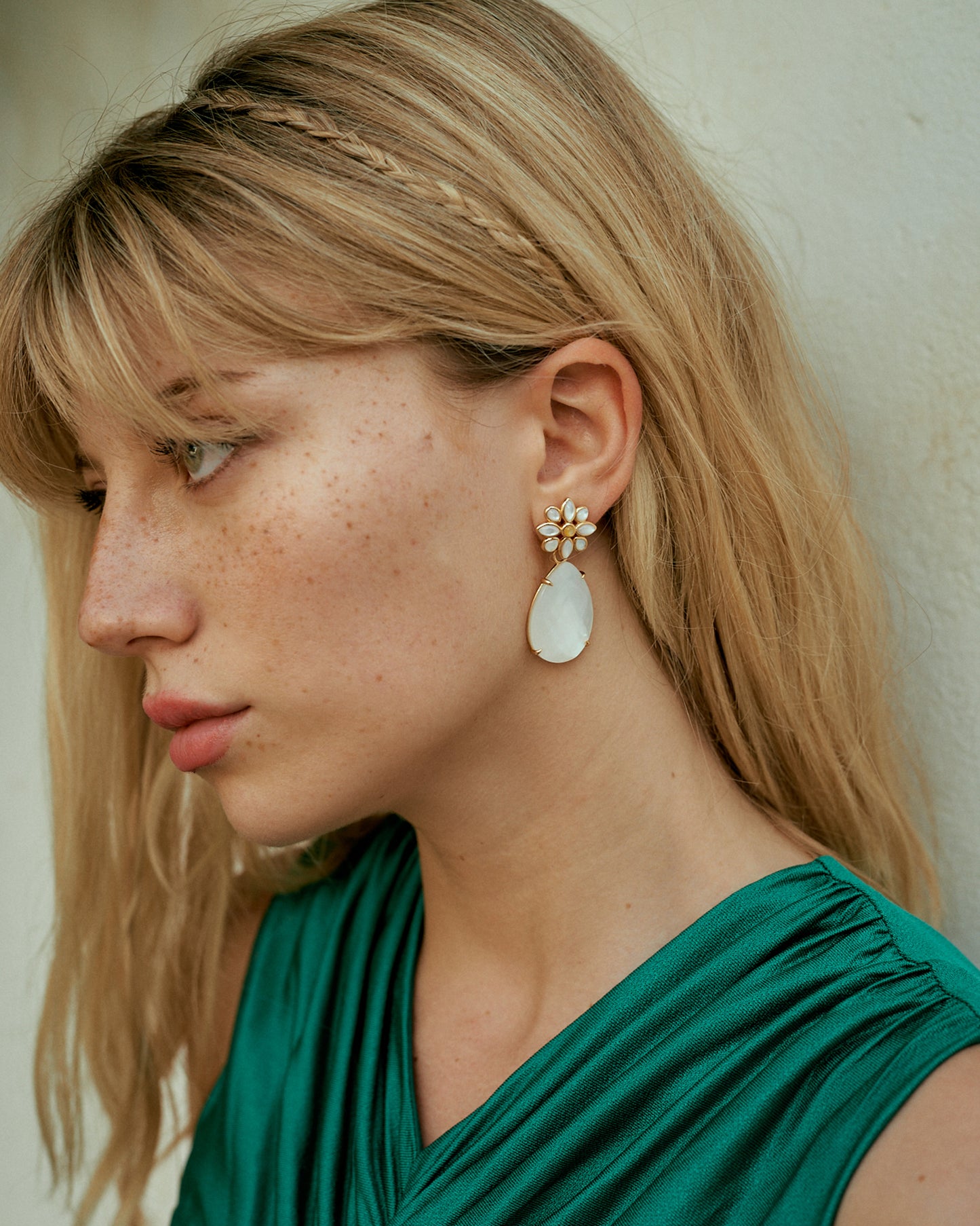 Brownea Earrings with White and Gold Mother of Pearl