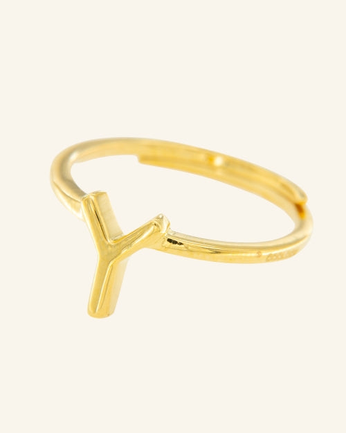 Rome letter Y ring 