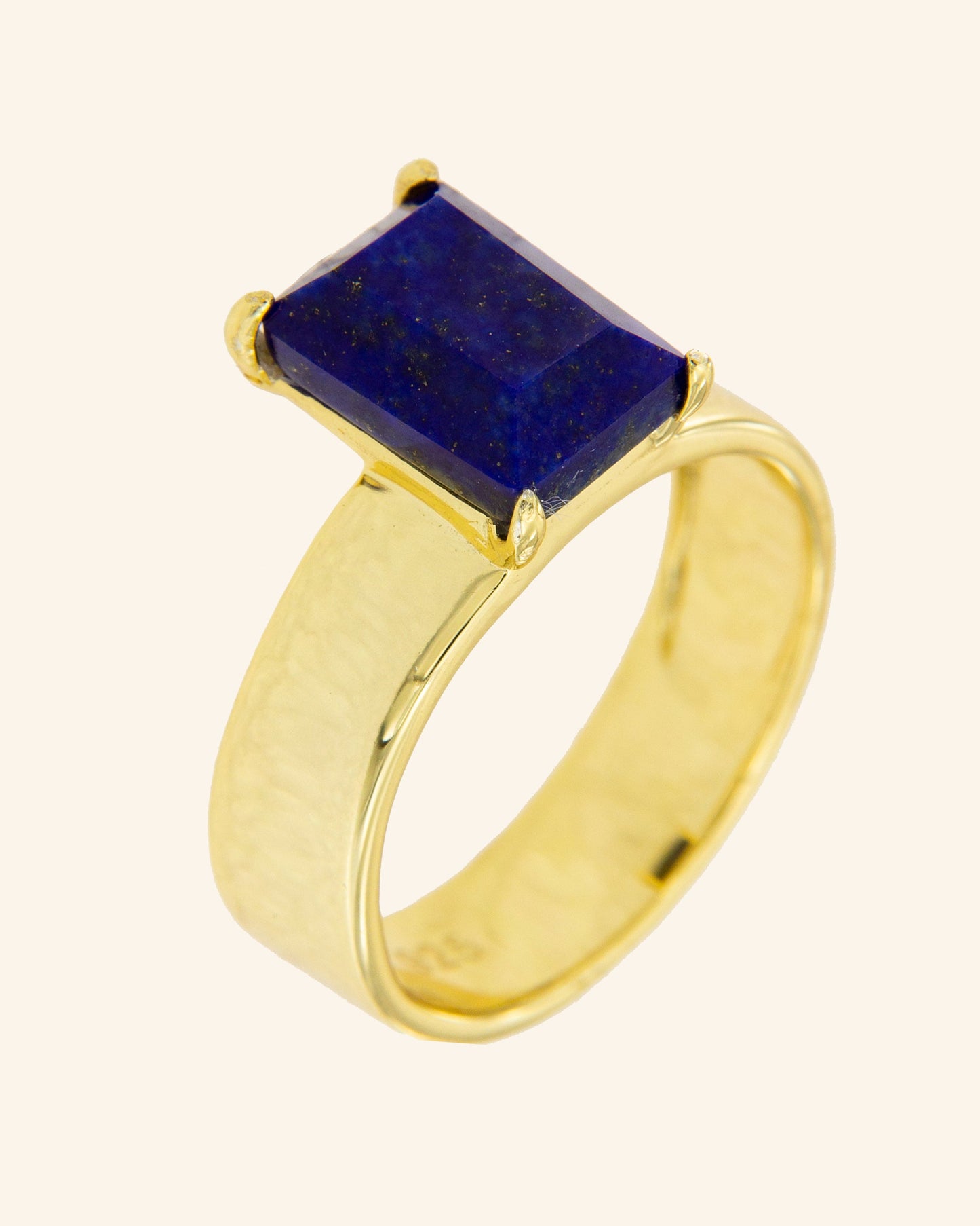 Gabo Ring with Lapis Lazuli