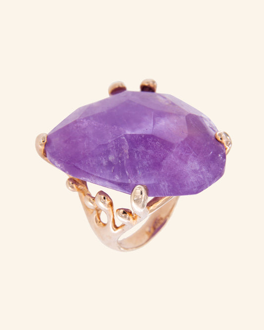 Ignis Ring with Amethyst