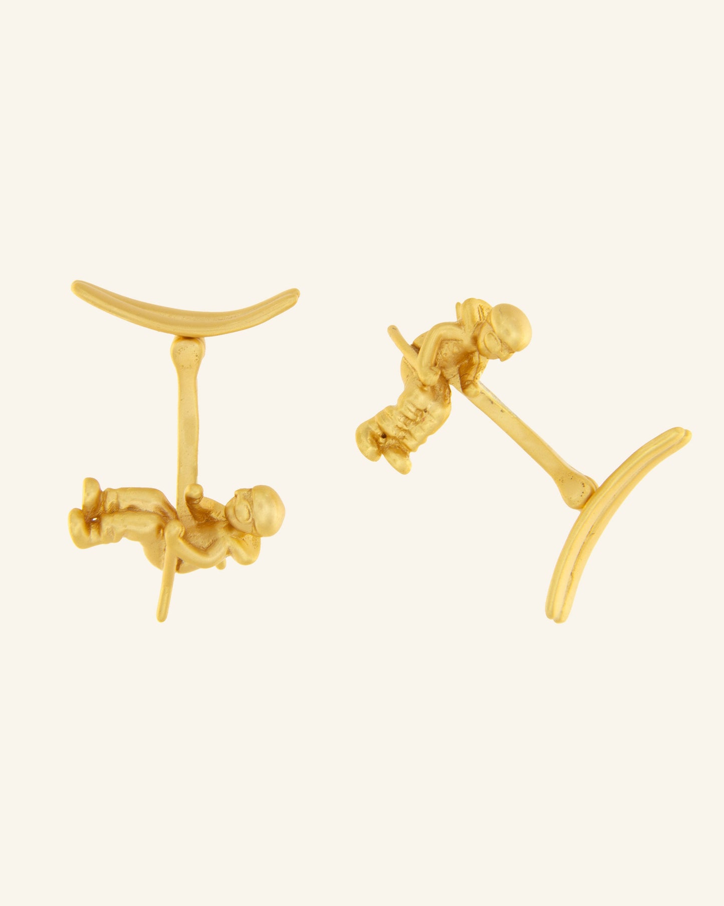 Matte gold Ski cufflinks