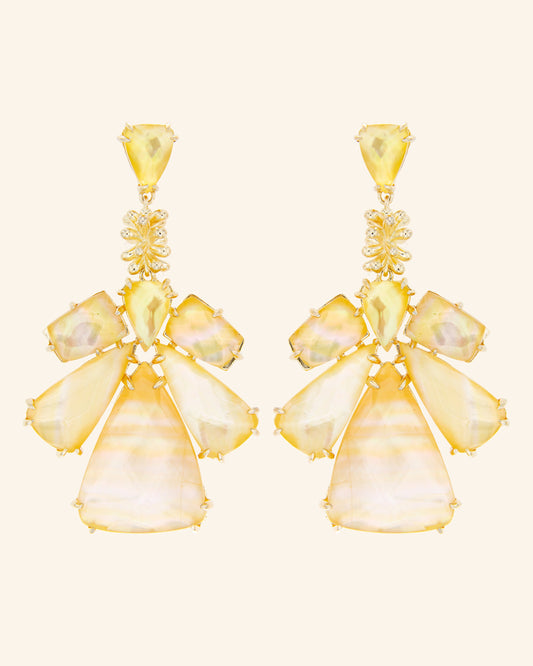 Vizier earrings with golden mother-of-pearl and quartz