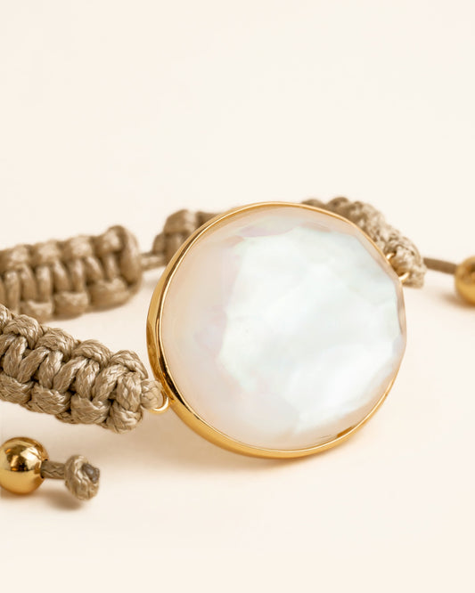 Chance Bracelet with White Mother of Pearl