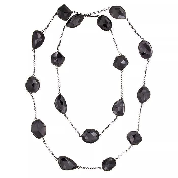 Collar Waitomo con circonita negra